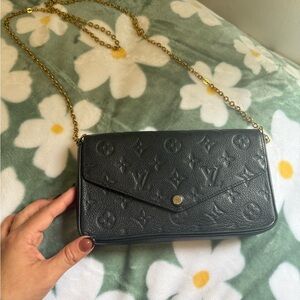 Louis Vuitton Black Leather Crossbody Bag with Gold Chain
